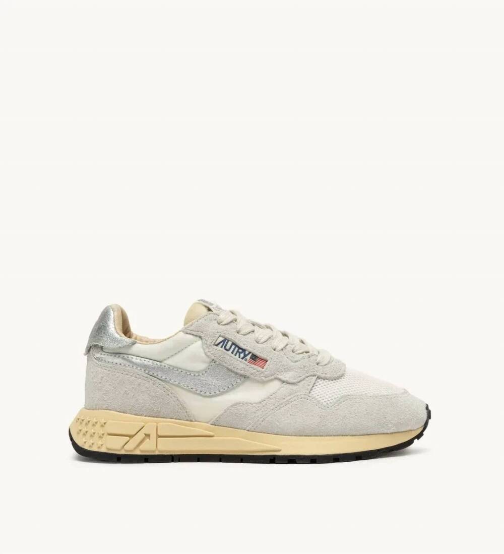 NEW AUTRY women's reelwind low sneaker in white/silver